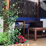 Lejlighed Charming Terrace Flat. & Trendy Location. *
