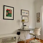 Charming Terrace Flat Center And Trendy Location Lizbona