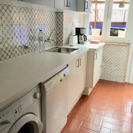 Charming Terrace Flat Center And Trendy Location * Lisbon