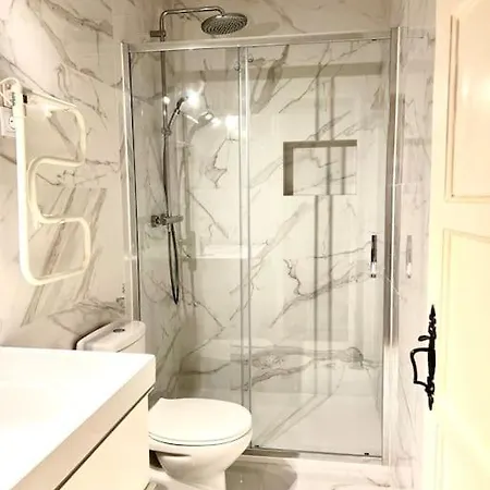 아파트 Charming Terrace Flat Center And Trendy Location *