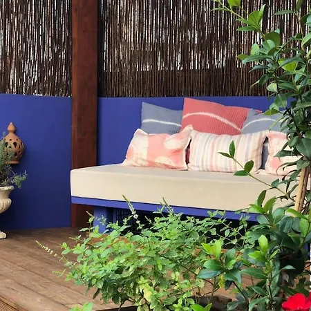 Charming Terrace Flat Center And Trendy Location Lisbon