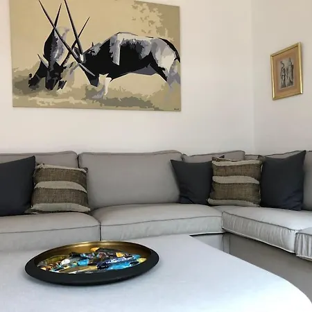 Apartment Charming Terrace Flat Center And Trendy Location