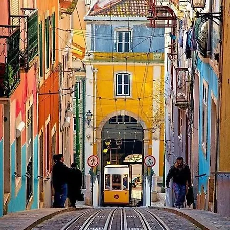 Charming Terrace Flat Center And Trendy Location 리스본