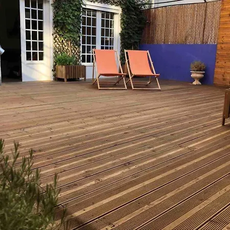 Charming Terrace Flat. & Trendy Location. Lisboa