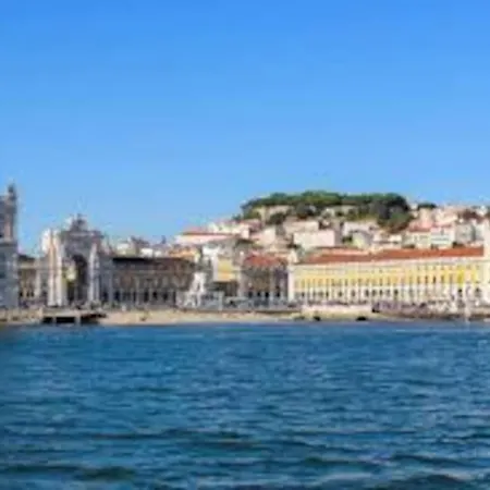 Charming Terrace Flat Center And Trendy Location דירה *