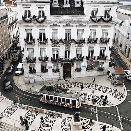 Charming Terrace Flat. & Trendy Location. * Lisbona